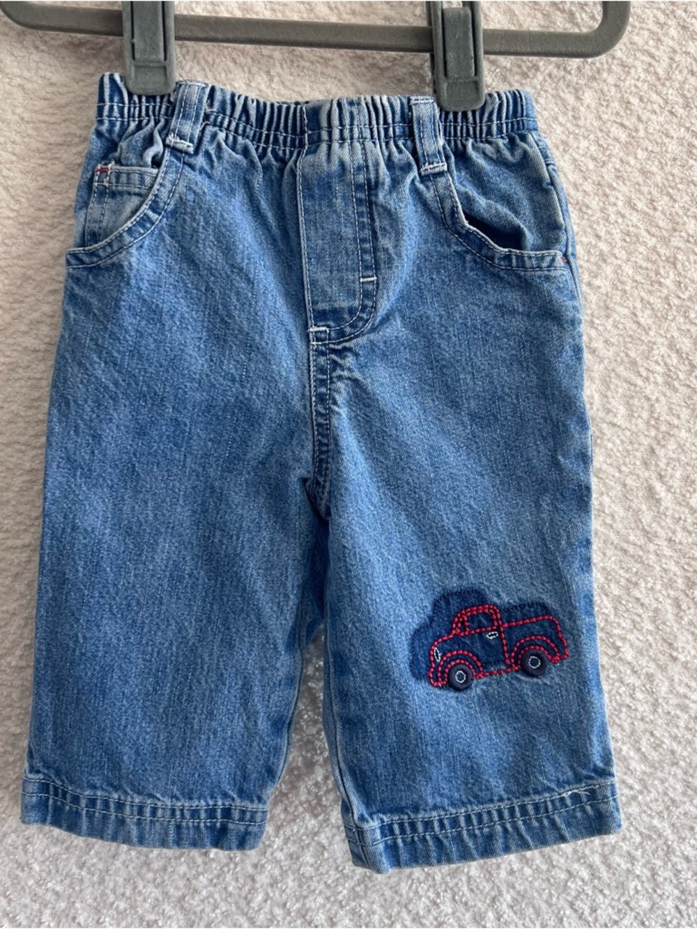 Osh Kosh B’Gosh Vintage Retro Baby Blue Denim Embroidered Jeans Size‎ 3-6 Months